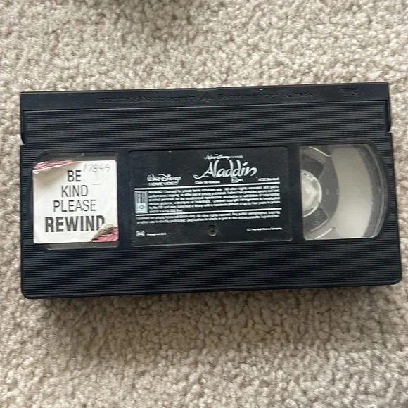 Disney VHS - Picture 2 of 2